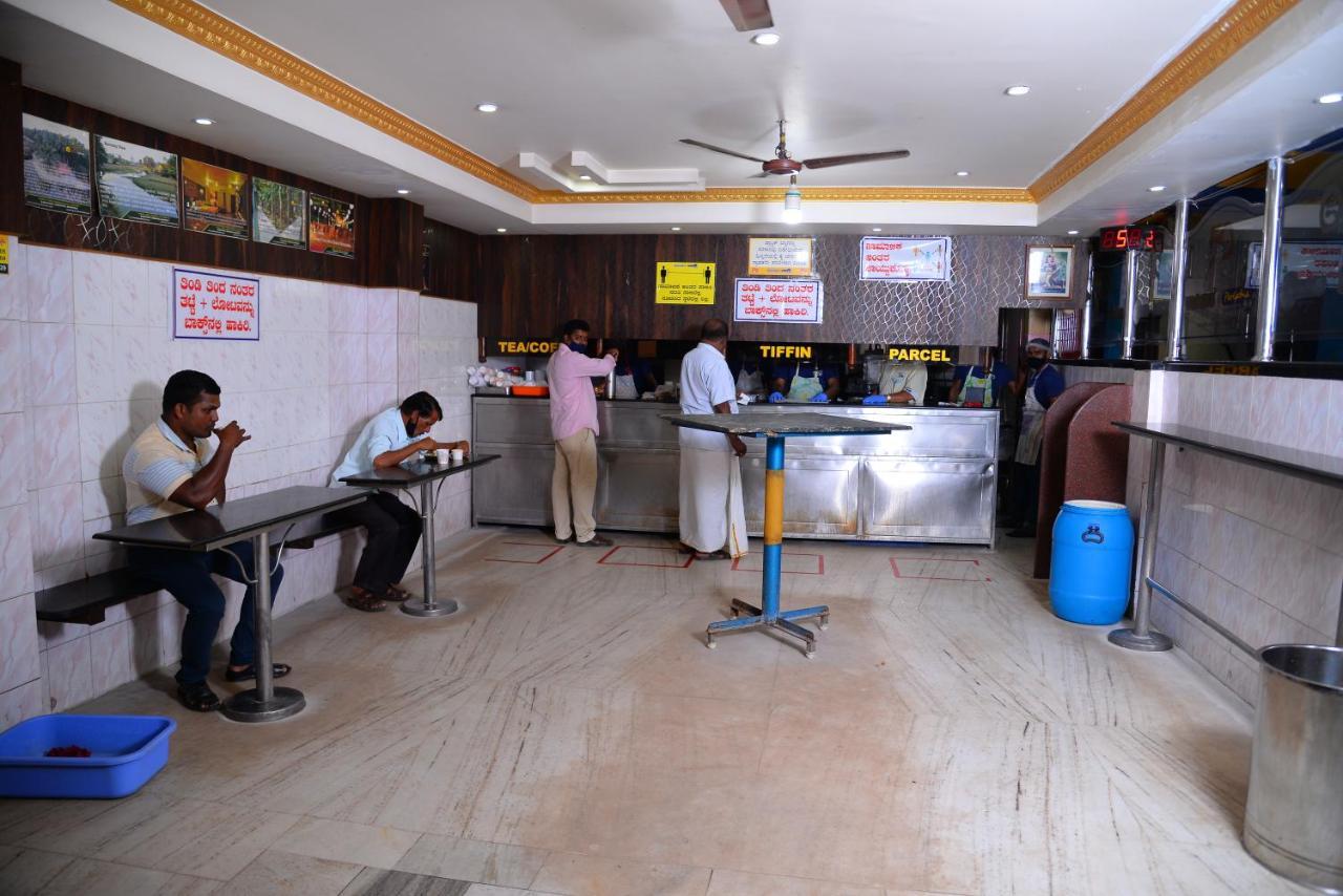 Parijatha Lodge كوندابور المظهر الخارجي الصورة