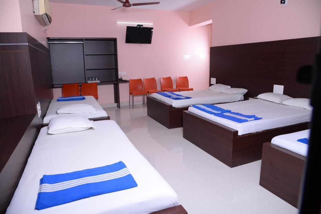 Parijatha Lodge كوندابور المظهر الخارجي الصورة